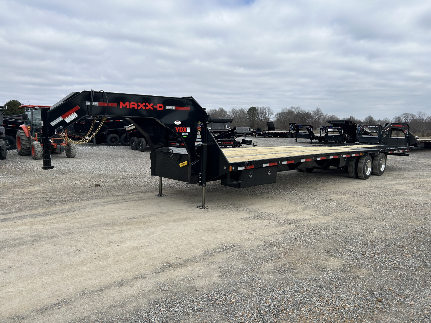 New 2026 MAXXD Hydraulic Dovetail Gooseneck Trailer | 36' x 102' 30K GVWR