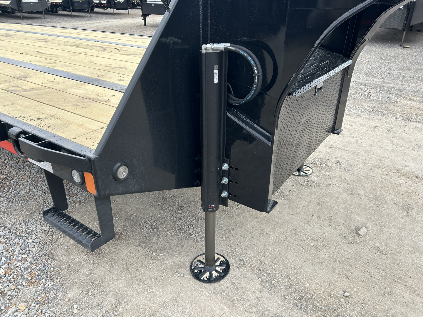 New 2026 MAXXD Hydraulic Dovetail Gooseneck Trailer | 36' x 102' 30K GVWR