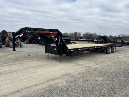 New 2026 MAXXD Hydraulic Dovetail Gooseneck Trailer | 36' x 102' 30K GVWR