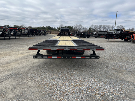New 2026 MAXXD Hydraulic Dovetail Gooseneck Trailer | 36' x 102' 30K GVWR