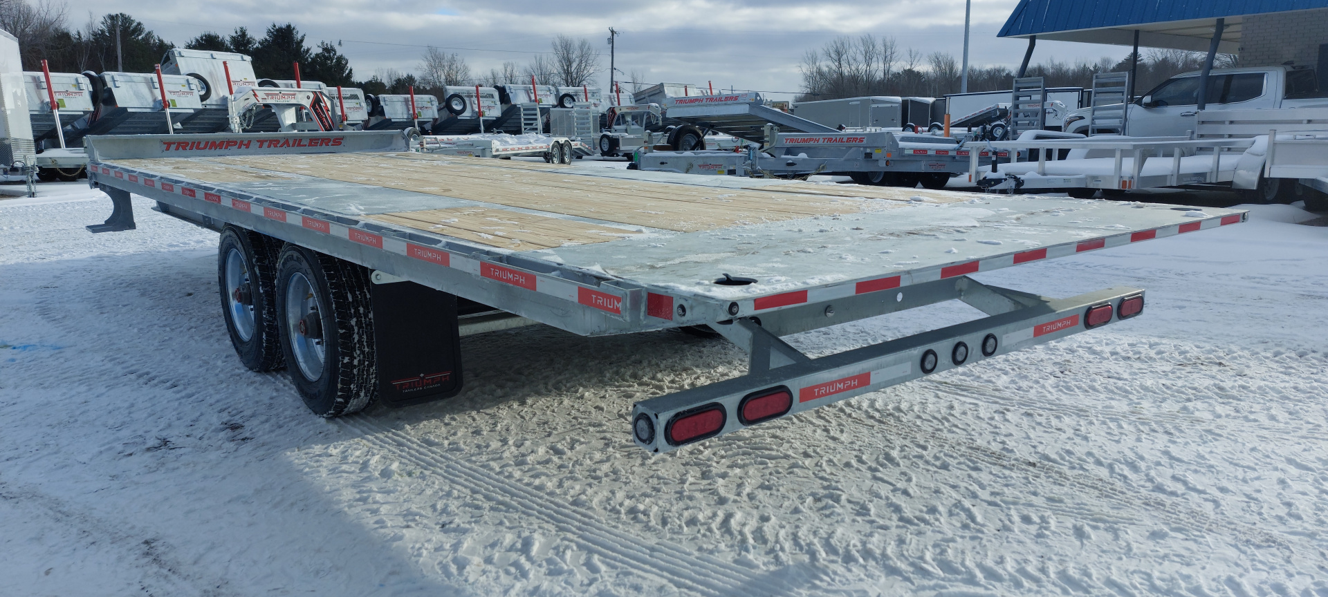 New 102 X 24 GALVANIZED POWER TILT DECK 10K AXLES TRIUMPH 2026