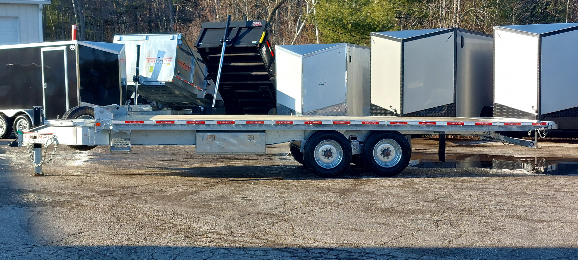 New 102 X 24 GALVANIZED POWER TILT DECK 10K AXLES TRIUMPH 2026