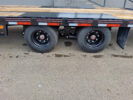 New 2026 Diamond C Trailers FMAX216MR Flatbed Trailer
