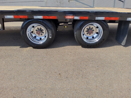 New 2026 Diamond C Trailers FMAX212MR Flatbed Trailer