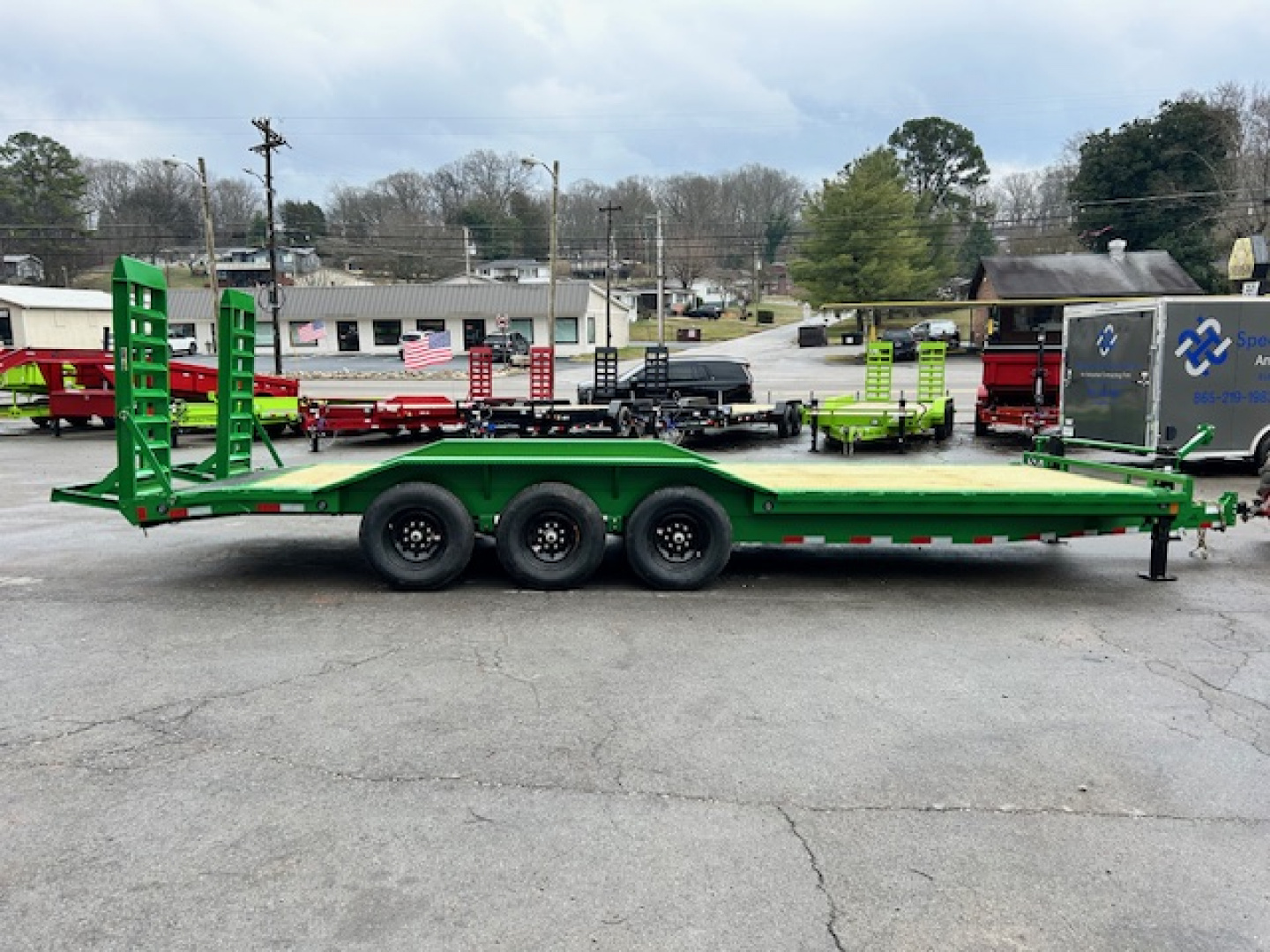 New Load Trail Equipment 102x24 21k Hunter Green