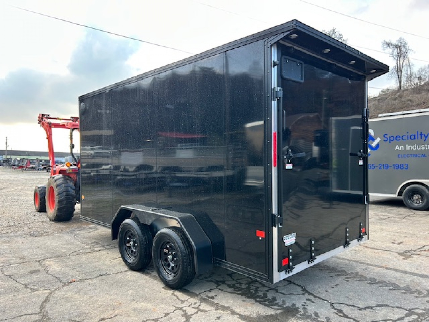 New Stealth Aluminum Enclosed 7x14 XLT Pro Series 7K- Black W/ Black Trim & Wing