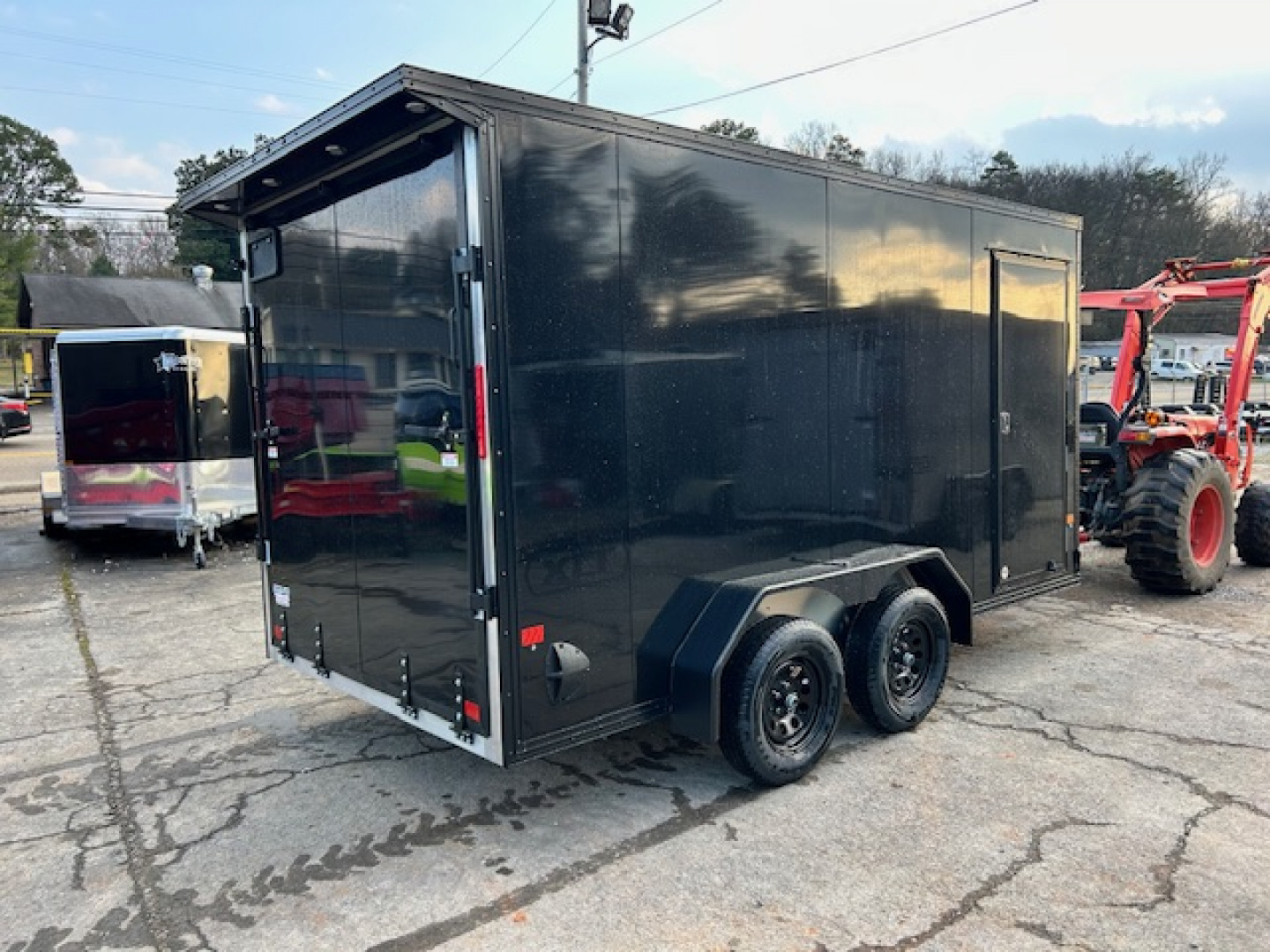 New Stealth Aluminum Enclosed 7x14 XLT Pro Series 7K- Black W/ Black Trim & Wing