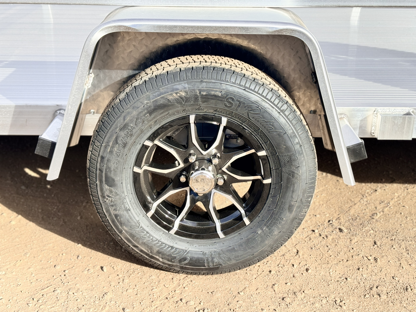 New 2026 Black Rhino 7-14 Aluminum Bi-Fold Gate Utility - Landscape Series - 3K GVWR