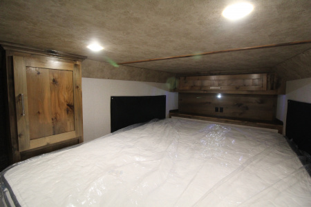 New 2026 Trails West Classic 7x7 Living Quarters Weekender 2 Horse Trailer