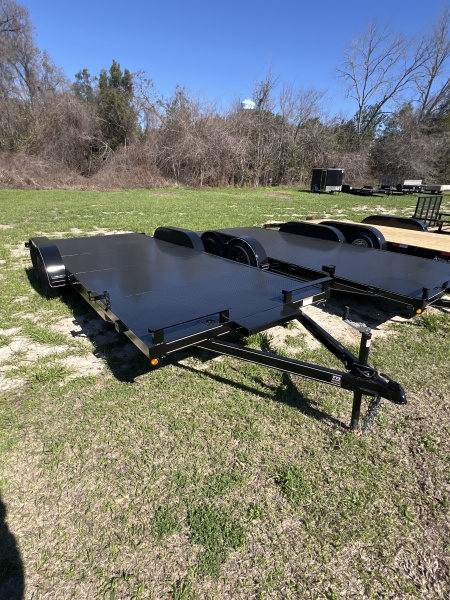 New 2026 P & T Trailers 82X20SSCH Car Hauler