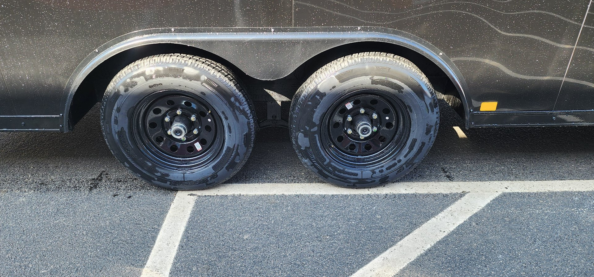 New 8.5 x 20 Look Element SE Enclosed/Car Hauler 10k