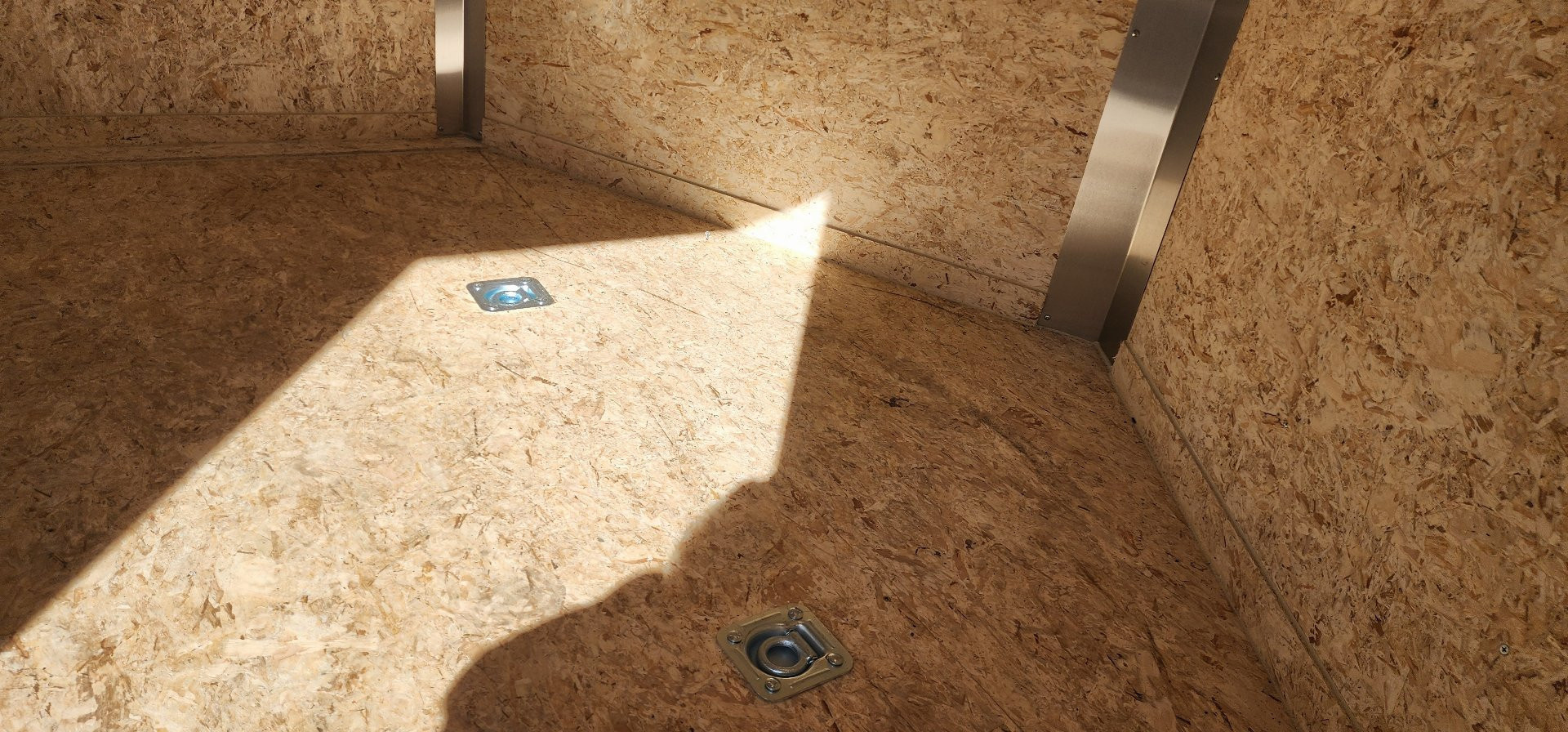 New 8.5 x 20 Look Element SE Enclosed/Car Hauler 10k