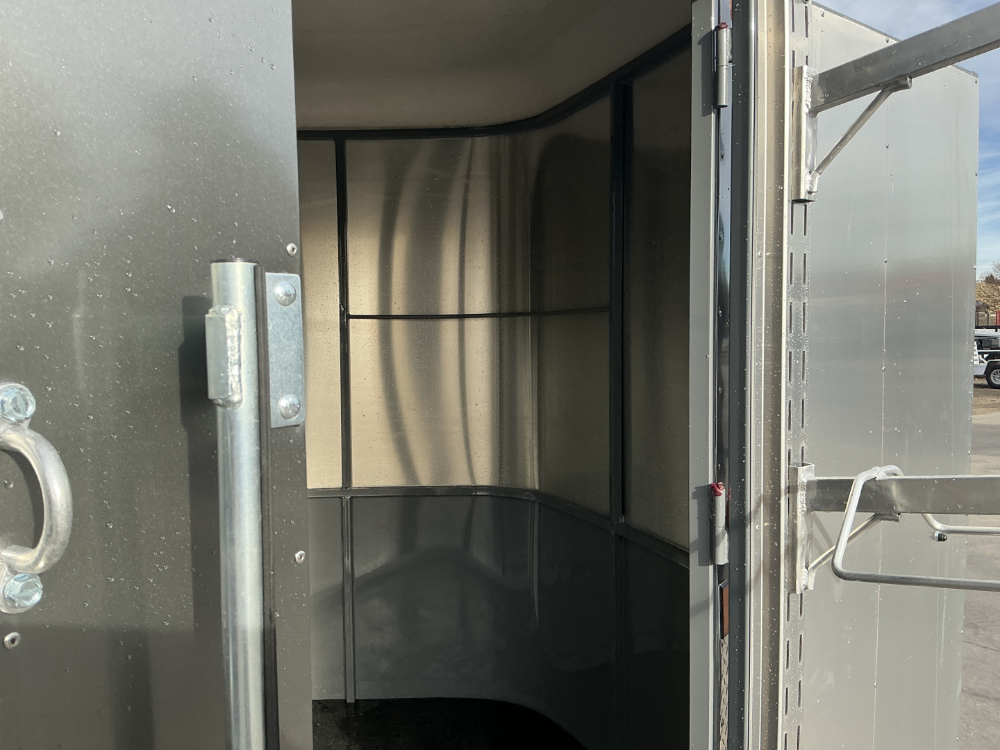 New 2026 Maverick 2 Place Horse Trailer