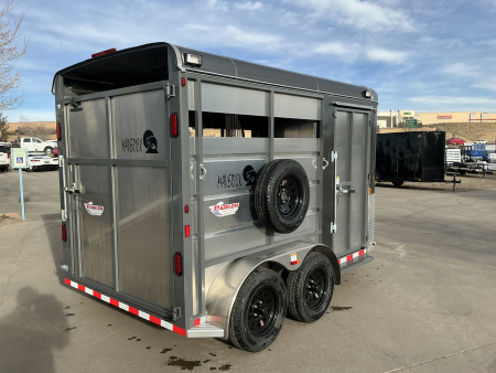New 2026 Maverick 2 Place Horse Trailer