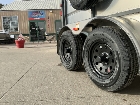 New 2026 Maverick 2 Place Horse Trailer