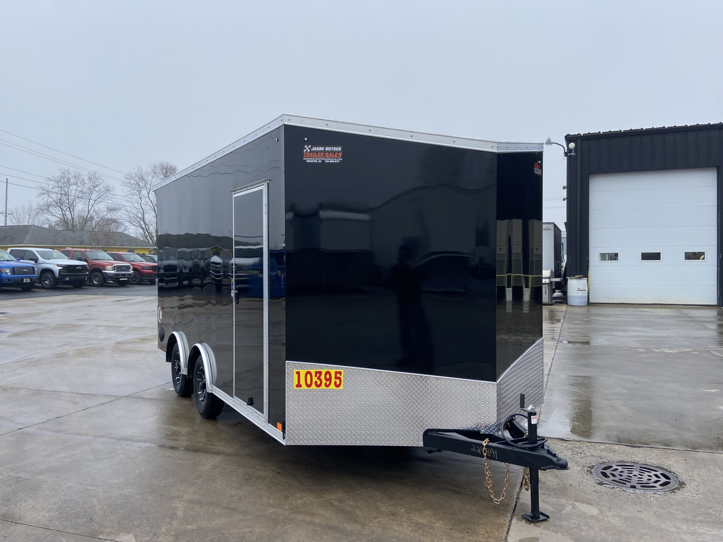 New United Trailers UJ Cargo / Enclosed Trailer 16'