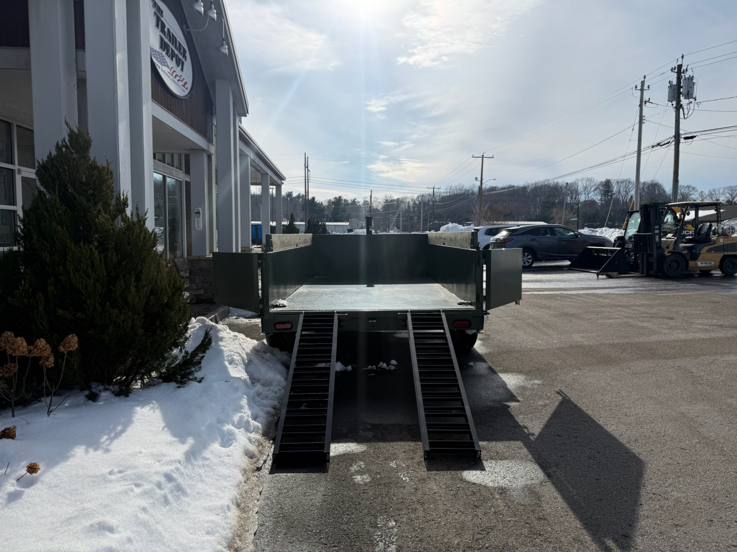 New Liberty 6'11" x 14' Telescopic Dump Trailer 15.4K