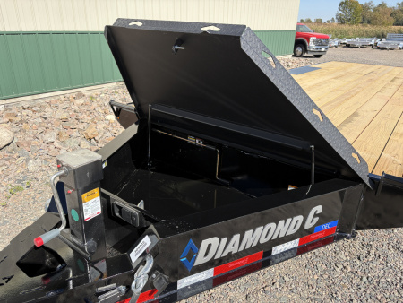 New 2026 24' 14k Diamond C Deckover Trailer