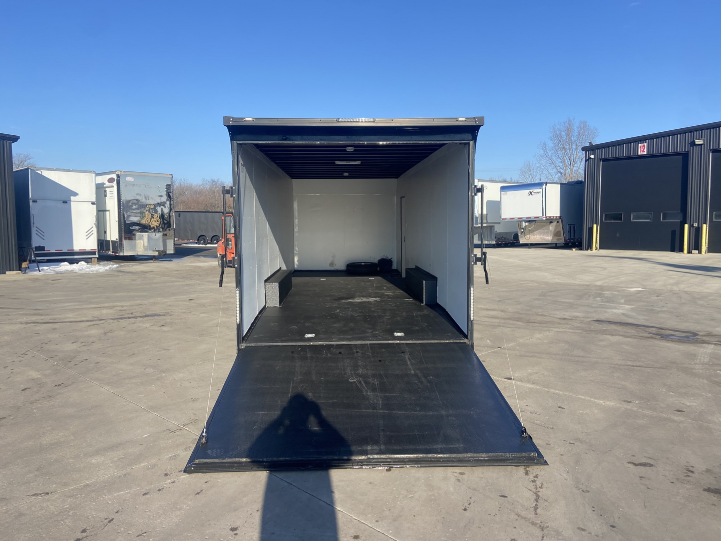 Used United XLT-8.5X24 Car Trailer