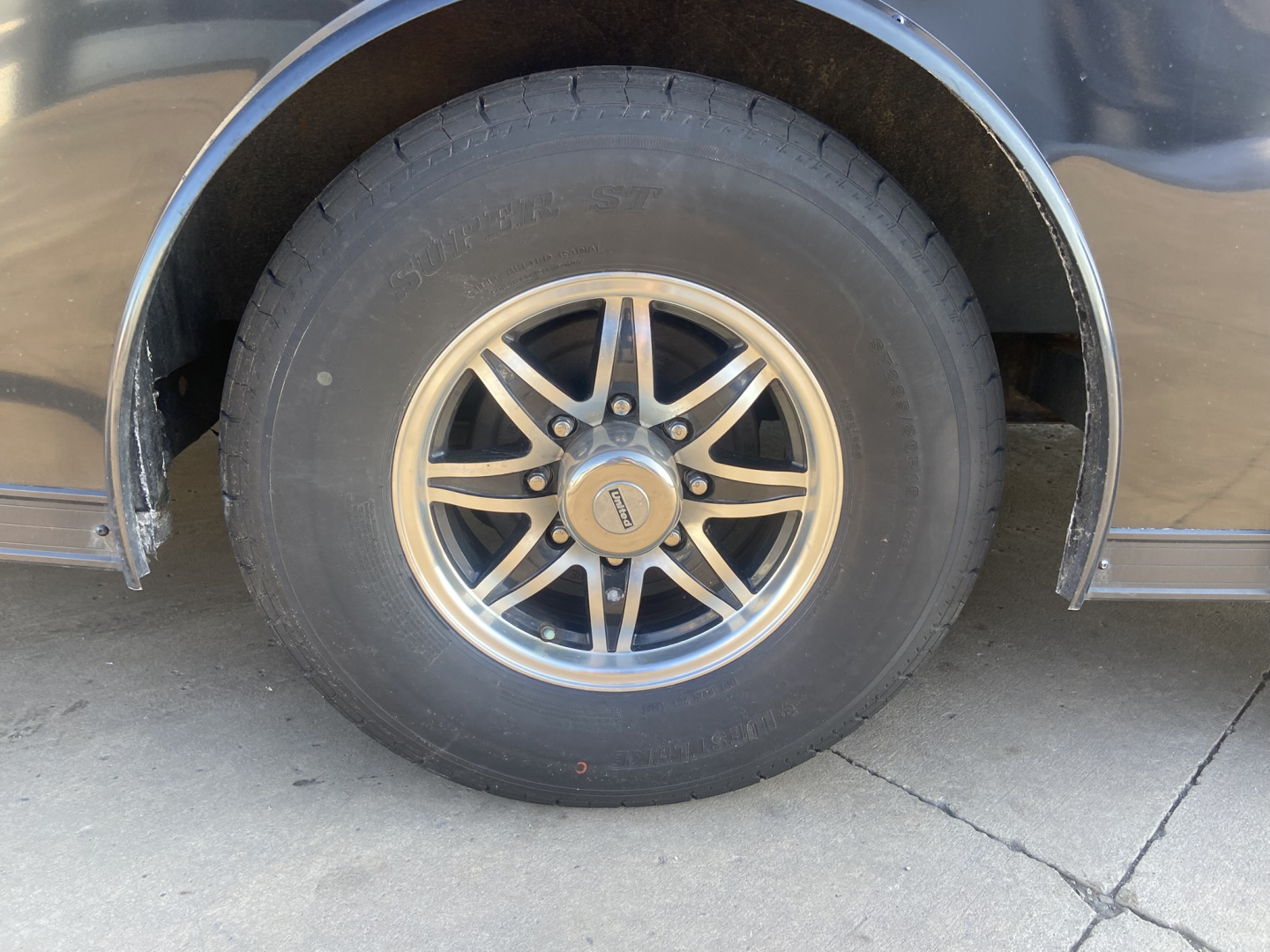 Used United XLT-8.5X24 Car Trailer