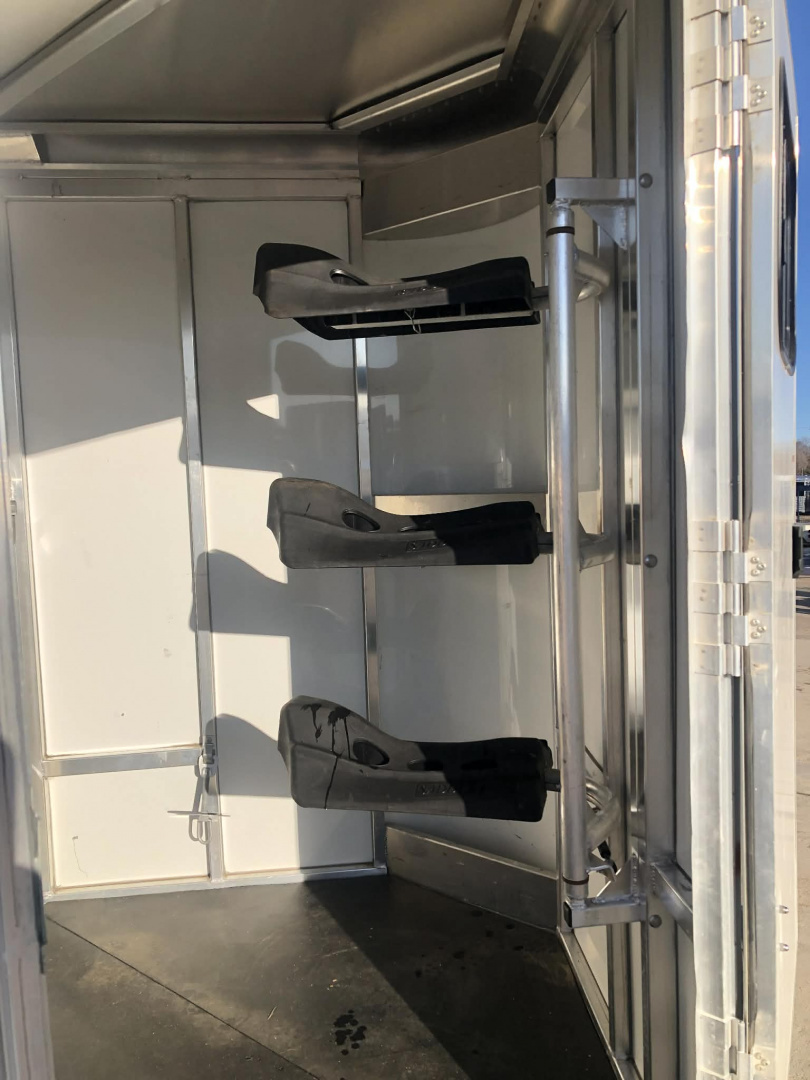 Used 2015 CM Horse Trailer
