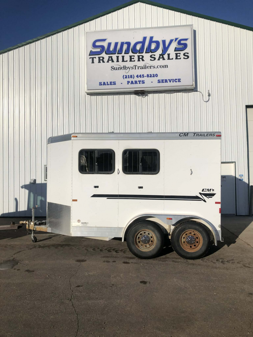 Used 2015 CM Horse Trailer