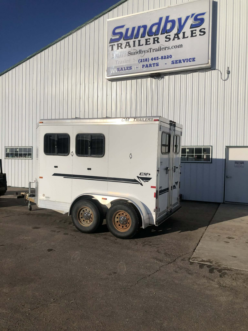 Used 2015 CM Horse Trailer