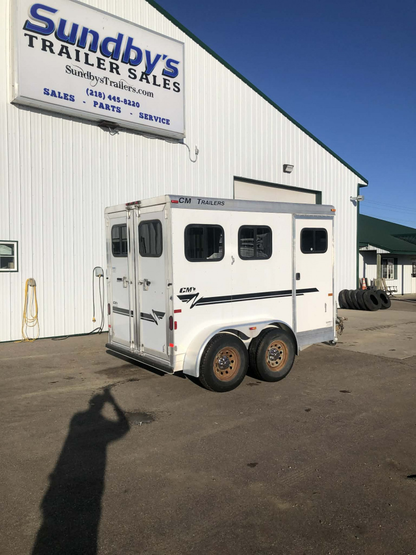 Used 2015 CM Horse Trailer