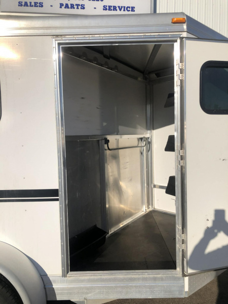 Used 2015 CM Horse Trailer
