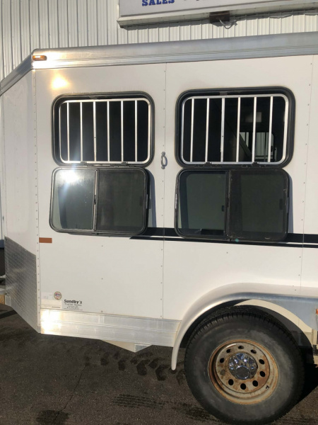 Used 2015 CM Horse Trailer