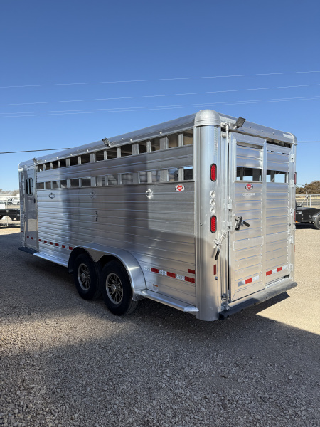 Used 2026 Hart Trailer LARIAT Horse Trailer