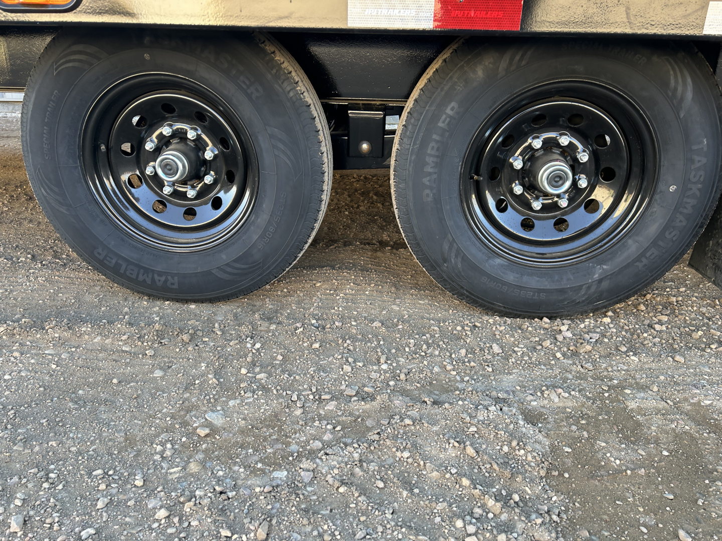 New 2026 PJ Trailers 24' F8 Deckover Equipment Trailer