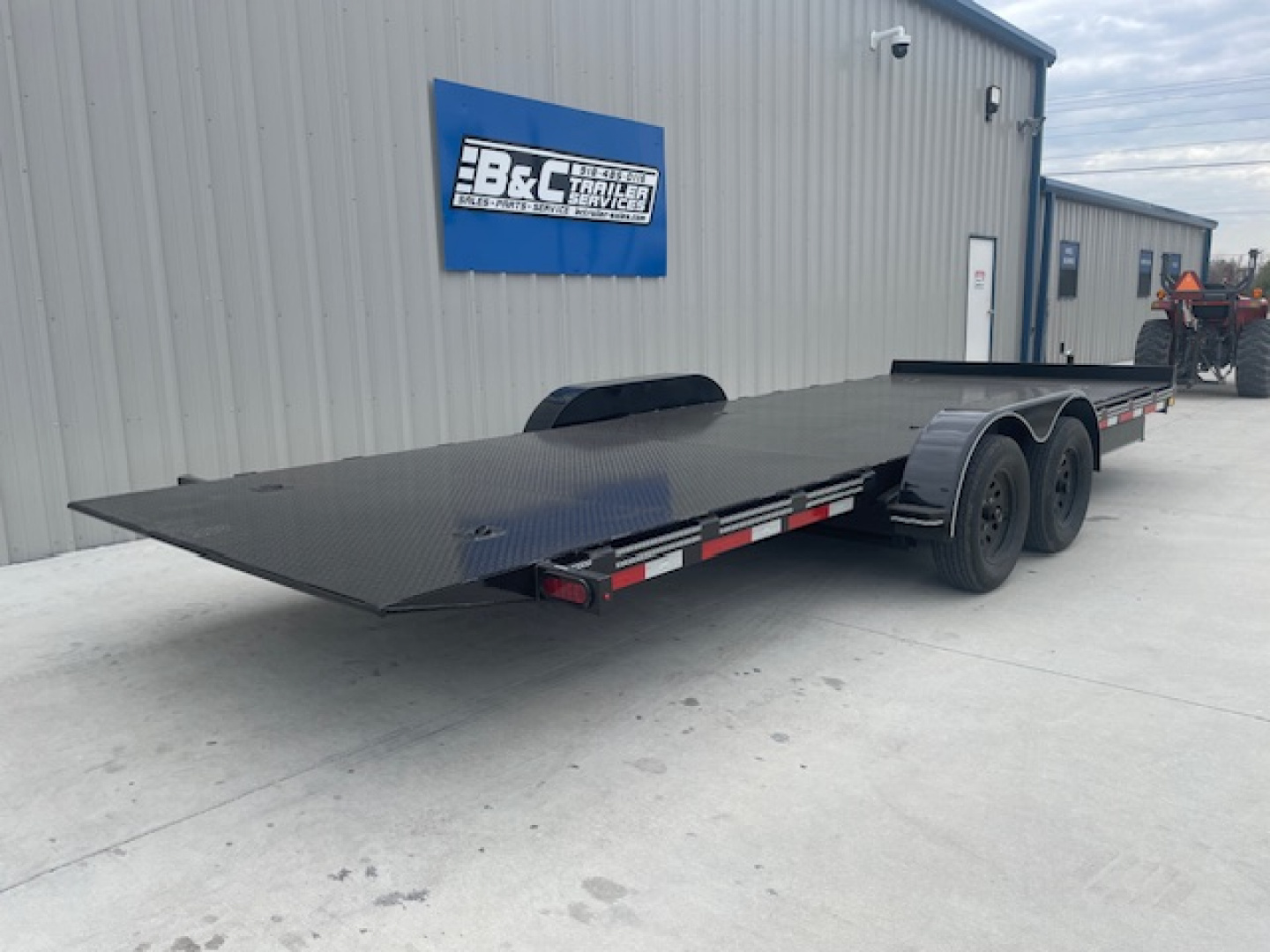 New 2026 DAVIDSON 83X20 STEEL FLOOR TILT CAR/EQUIP HAULER (2)3500lb AXLES