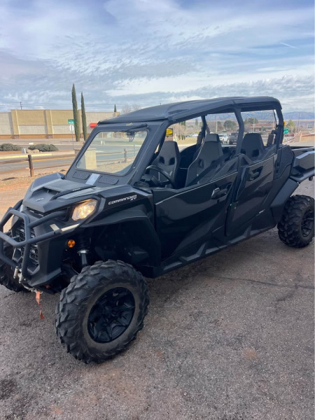 Used 2025 Can Am Commander Max XT 700 Side by Side (Utility)