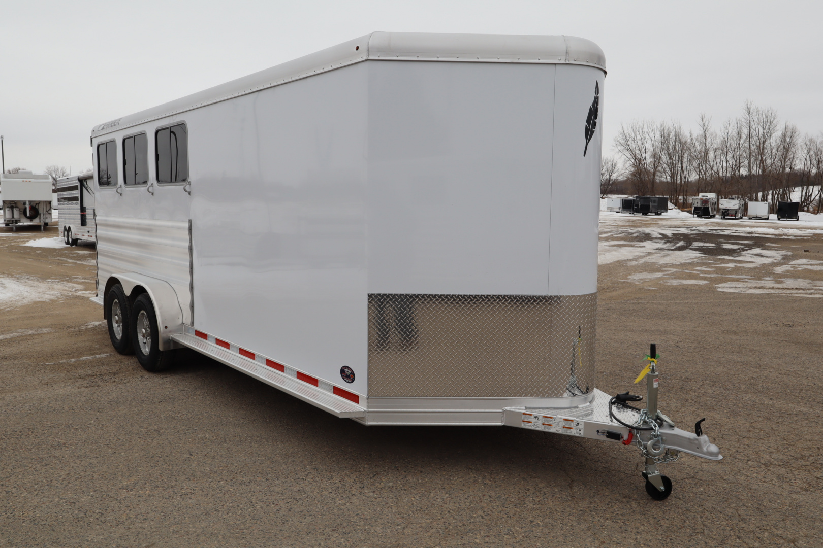 New 2026 Featherlite Trailers 9400 3 Horse Horse Trailer
