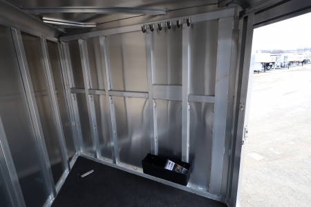 New 2026 Featherlite Trailers 9400 3 Horse Horse Trailer