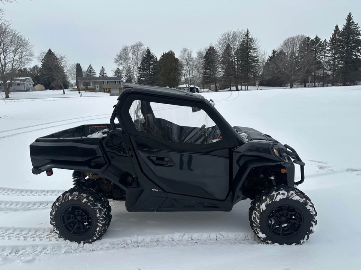 Used 2025 Can Am Commander XT 700 Side by Side (Utility)