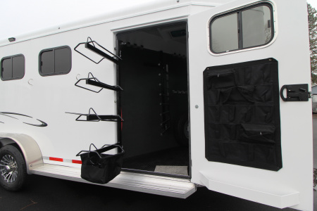 New 2026 Trails West Classic II 4 Horse Extra Tall Trailer - Escape Door - Lined and Insulated