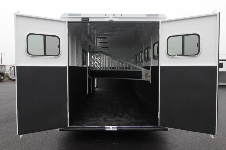 New 2026 Trails West Classic II 4 Horse Extra Tall Trailer - Escape Door - Lined and Insulated