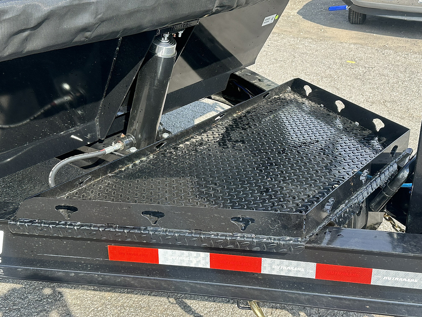 New 2026 PJ Trailers 83" x 14' Low-Pro Telescopic (DT1) 15.4K GVWR Dump Trailer