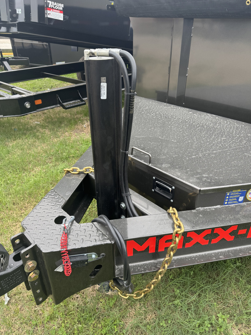 New 2026 MAXX-D DJX8314 Dump Trailer