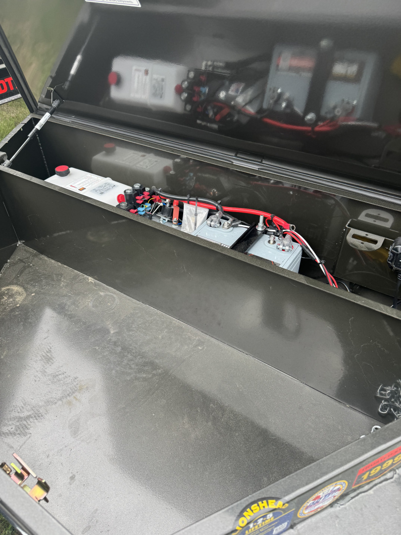 New 2026 MAXX-D DJX8314 Dump Trailer