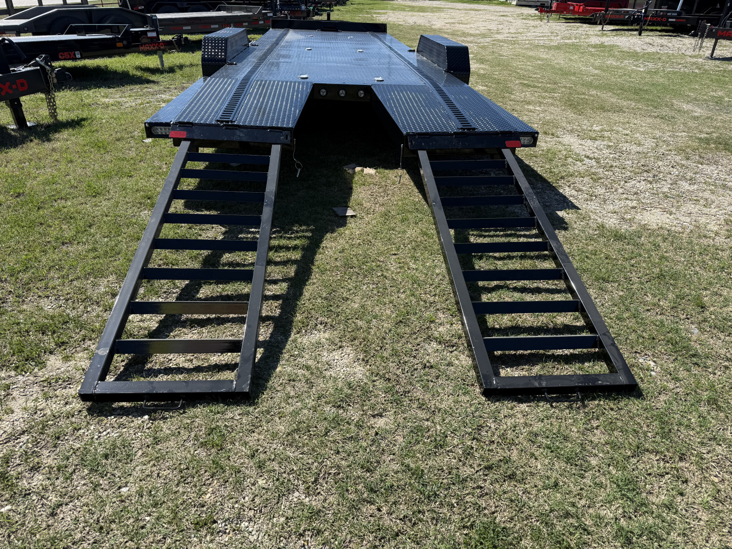 New 2026 MAXX-D N6X8324 Car Hauler