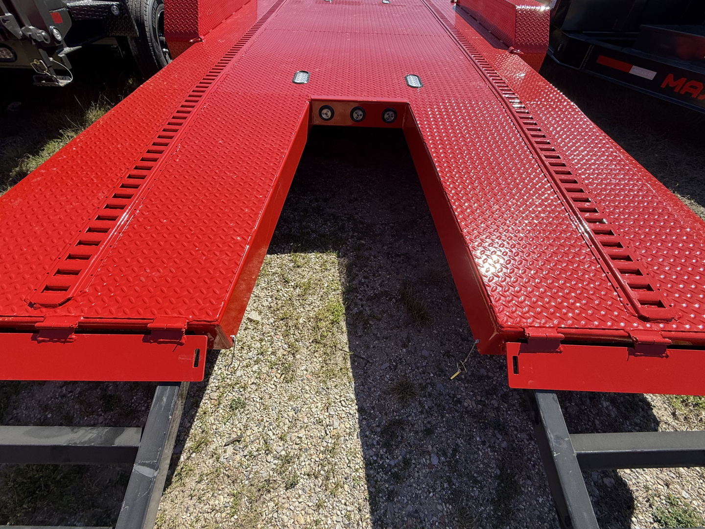 New 2026 MAXX-D N6X8324 Car Hauler