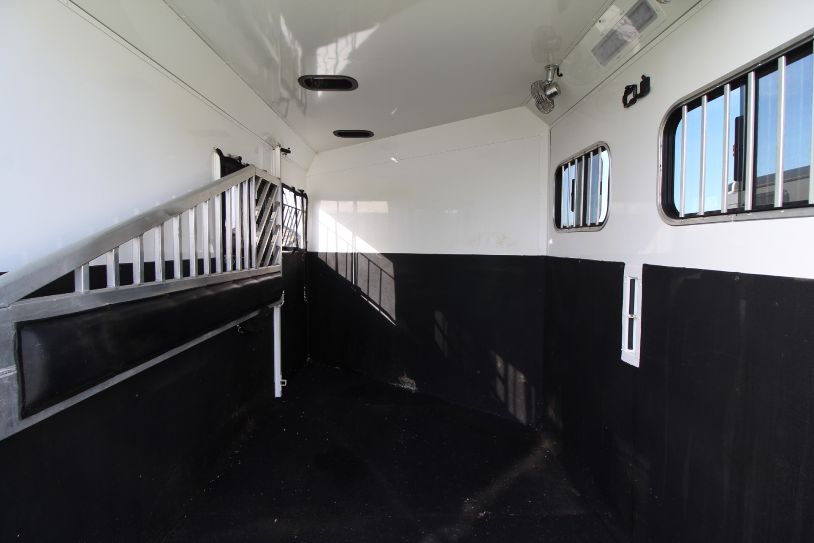 Used 2021 Trails West Sierra Select II Horse Trailer - Ramp - Fans - Camera - Hi-Tie - Lined and Insulated