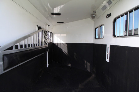 Used 2021 Trails West Sierra Select II Horse Trailer - Ramp - Fans - Camera - Hi-Tie - Lined and Insulated