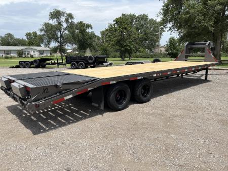 New 2026 Texas Bragg Trailers 102"x30' Deckover Gooseneck