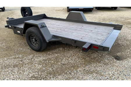 New 2025 HET 5200# - 80'' x 12' Tilt Equipment Trailer - Texas Bragg Trailers