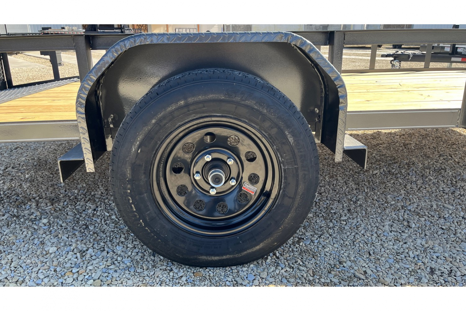 New 2026 77"x14' Dovetail - Double A Trailers
