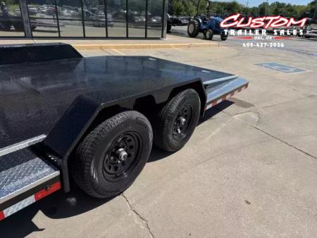 New #001352 2026 LOAD TRAIL CZ 22 X 83 TANDEM AXLE 10K STEEL FLOOR CAR HAULER W/ ALUMINUM TRIM PACKAGE